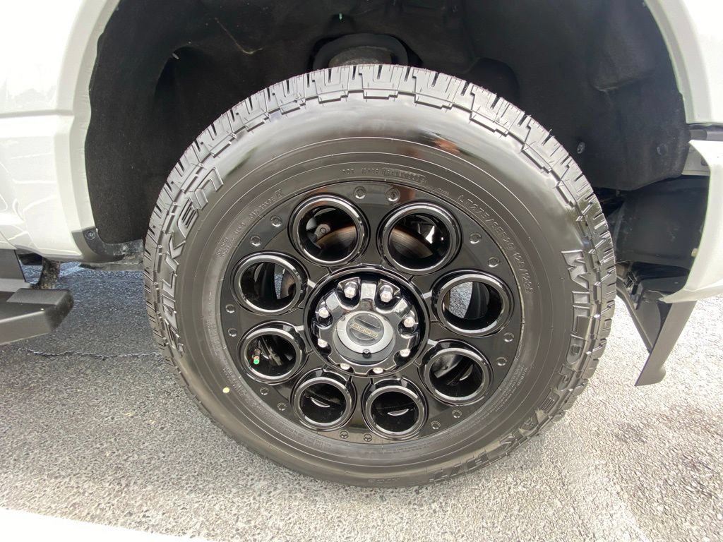 Certified 2025 Ford F350 Lariat w/ Black Appearance Package AWD/4WD image 29