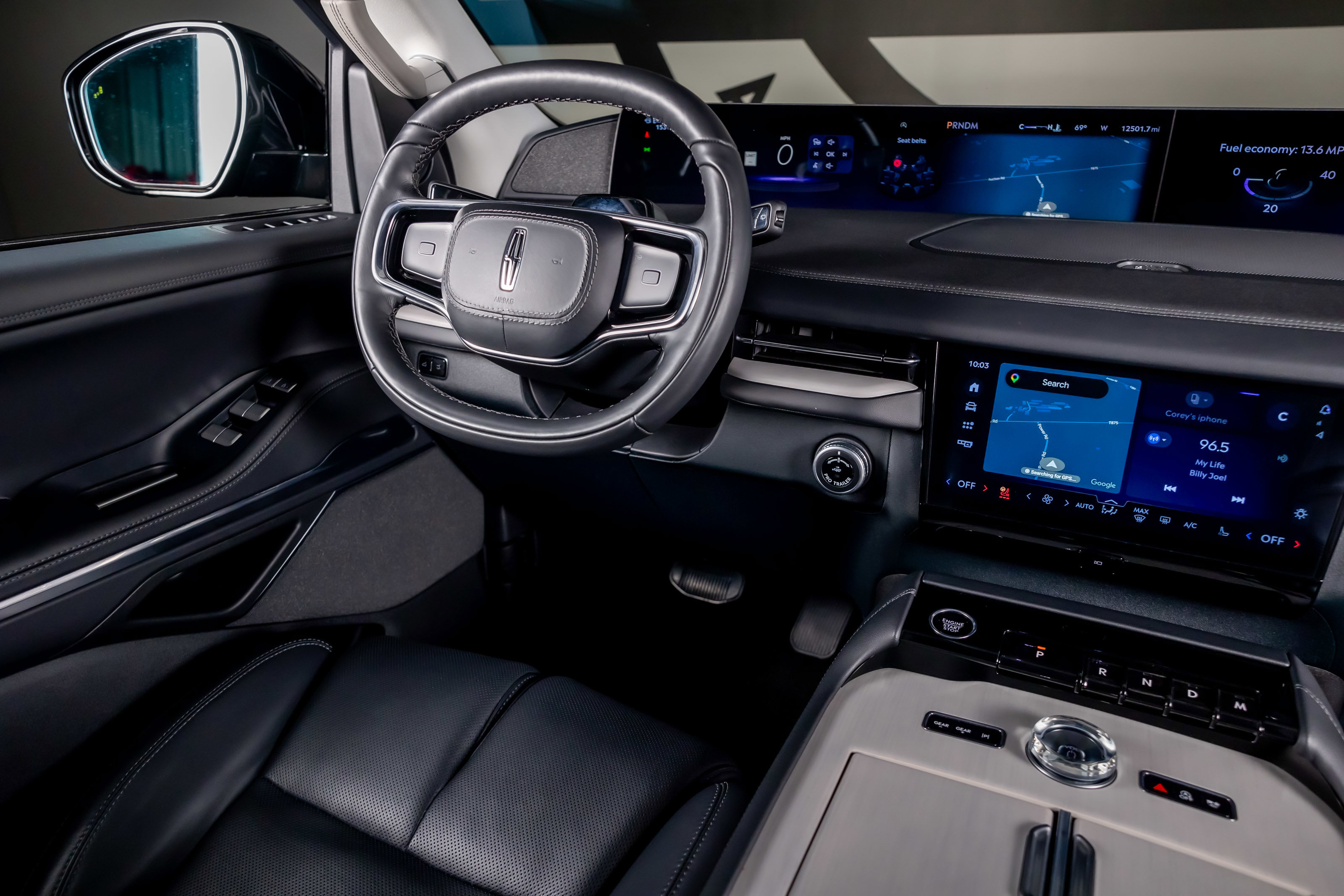 Used 2025 Lincoln Navigator L Reserve image 6