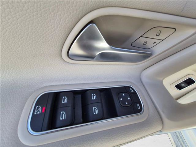 Used 2023 Mercedes-Benz CLA 250 image 8