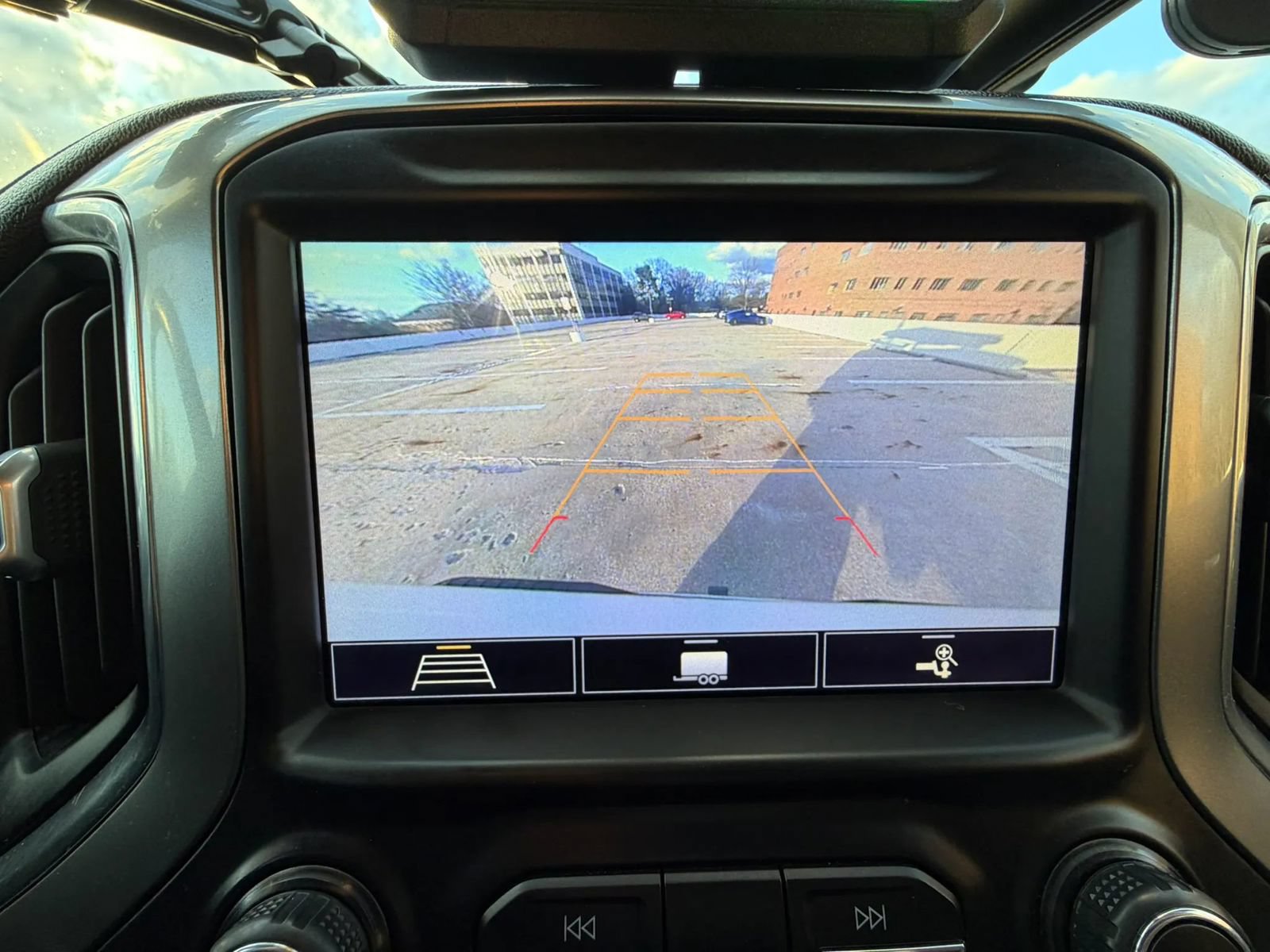 Used 2020 Chevrolet Silverado 1500 LT w/ All-Star Edition AWD/4WD image 38