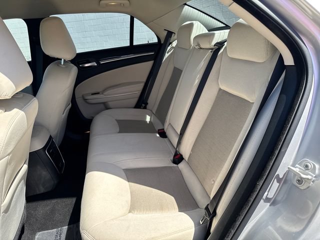 Used 2023 Chrysler 300 Touring w/ Sport Appearance Package RWD image 28