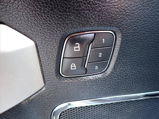 Used 2019 Ford F150 Lariat RWD image 16