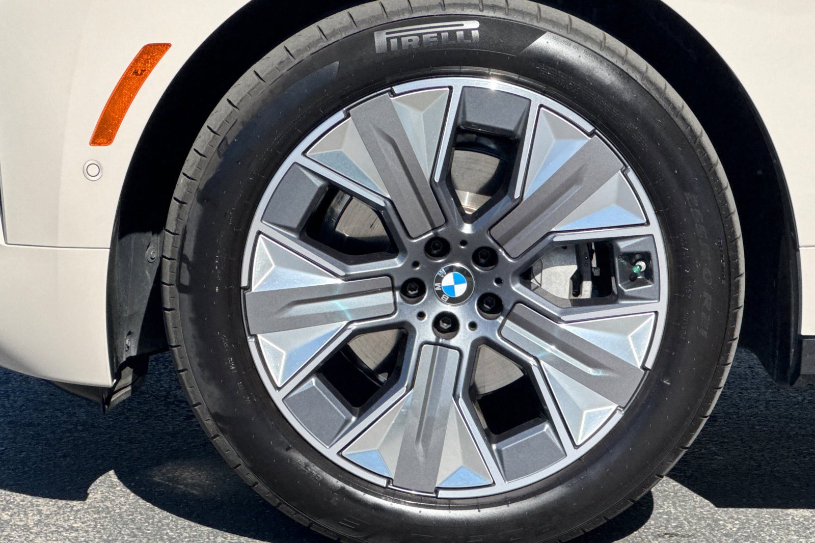 Used 2026 BMW iX xDrive45 AWD/4WD image 39