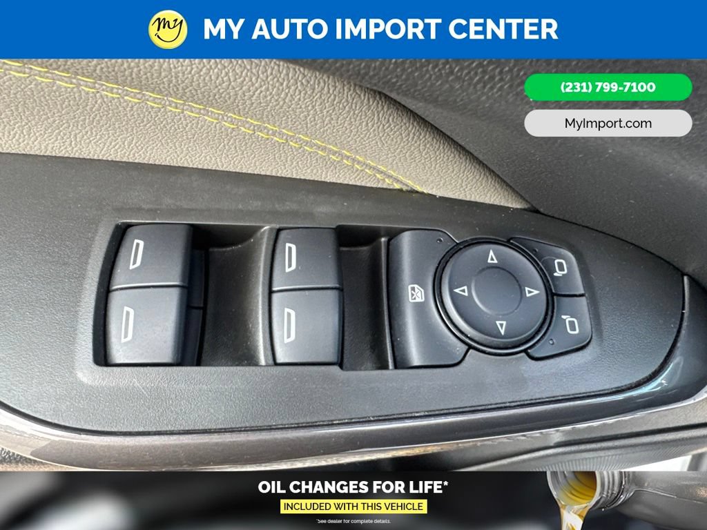 Used 2025 Chevrolet Trax ACTIV FWD image 11