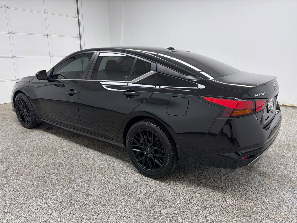 Used 2020 Nissan Altima 2.5 SR w/ Premium Package AWD/4WD image 5