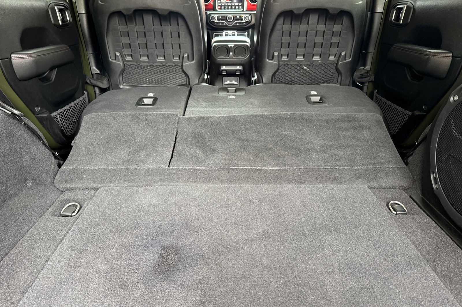 Used 2021 Jeep Wrangler Unlimited Rubicon AWD/4WD image 14