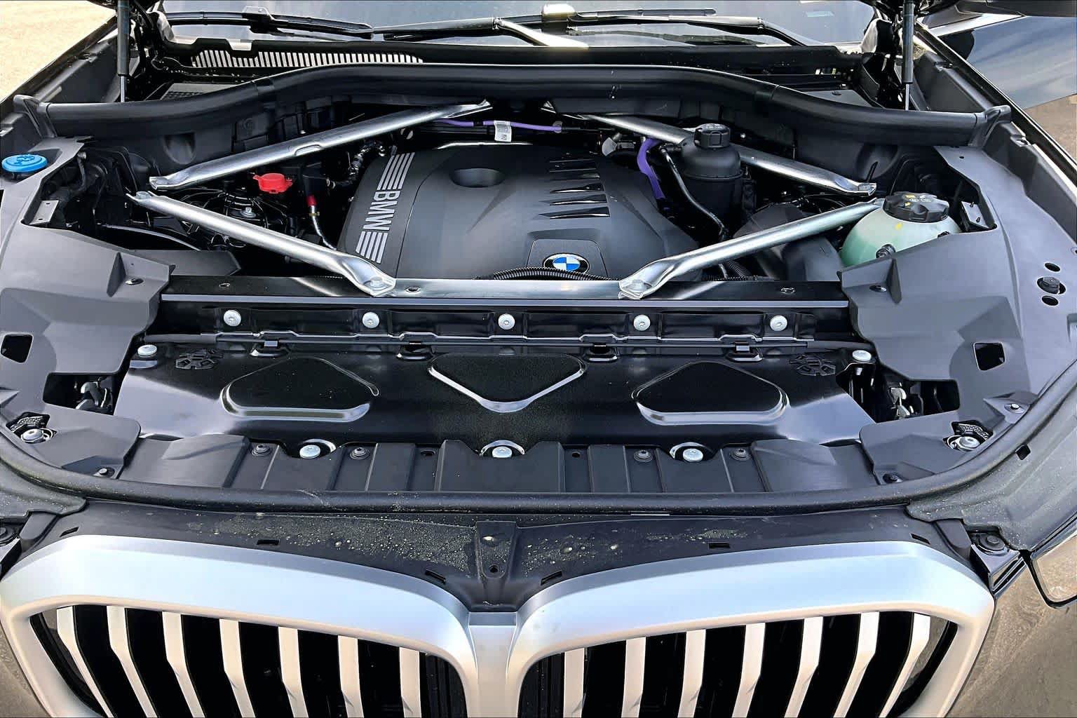 New 2026 BMW X5 sDrive40i w/ Premium Package RWD image 16