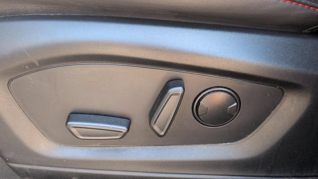 Used 2025 Ford Explorer ST-Line AWD/4WD image 17