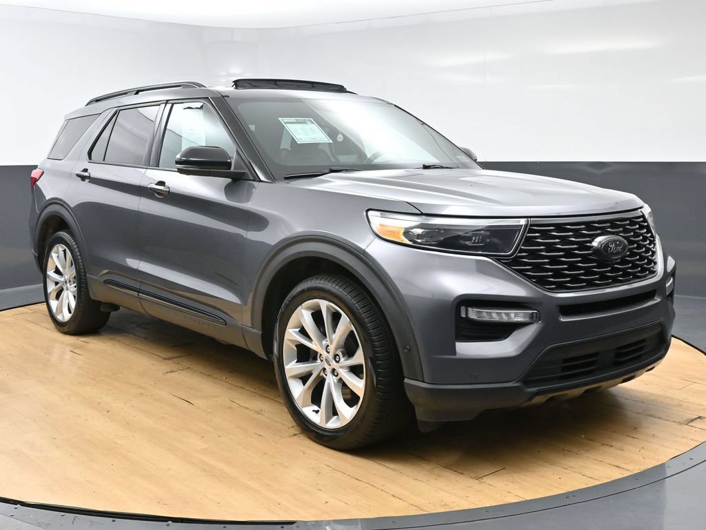 Used 2021 Ford Explorer Platinum w/ Premium Technology Package AWD/4WD image 3