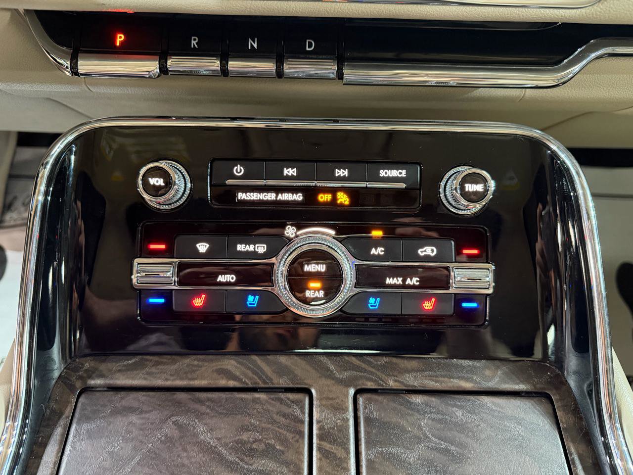 Used 2018 Lincoln Navigator Reserve w/ Technology Package AWD/4WD image 59