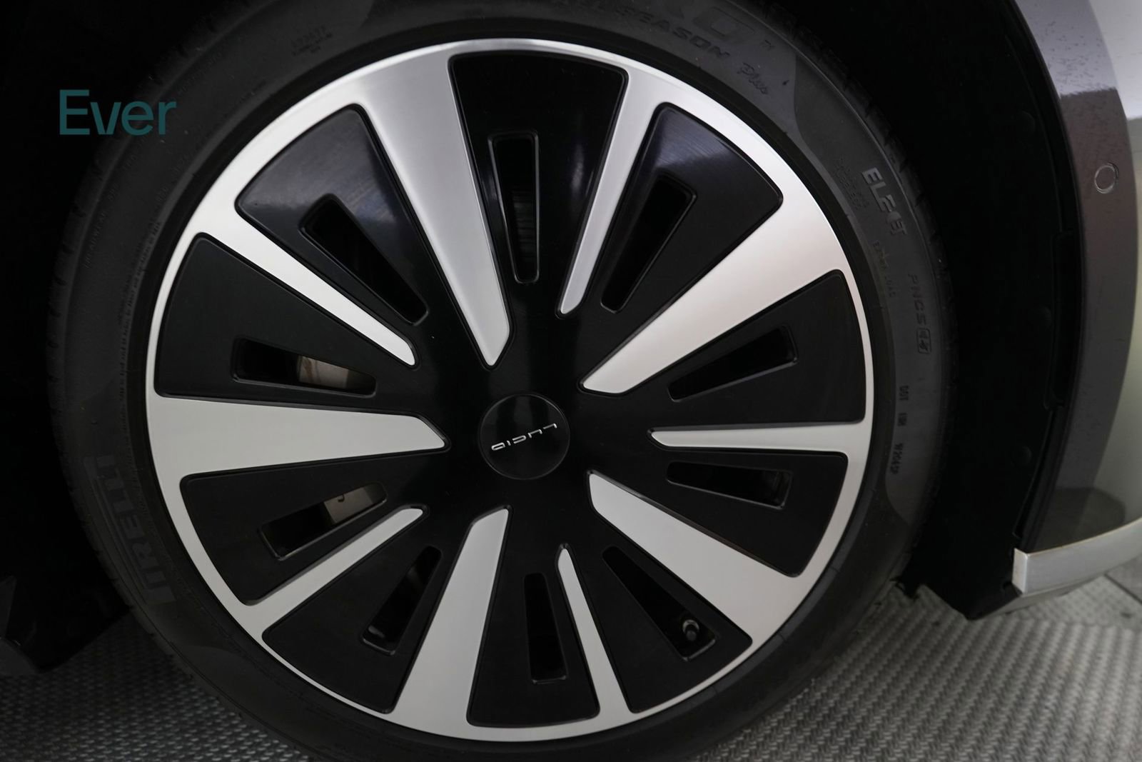 Used 2023 Lucid Air Pure AWD/4WD image 22