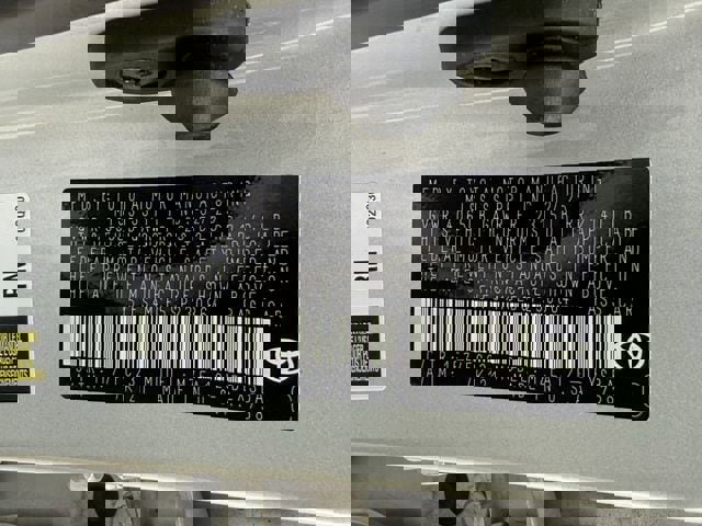 Used 2025 Toyota Corolla SE image 33