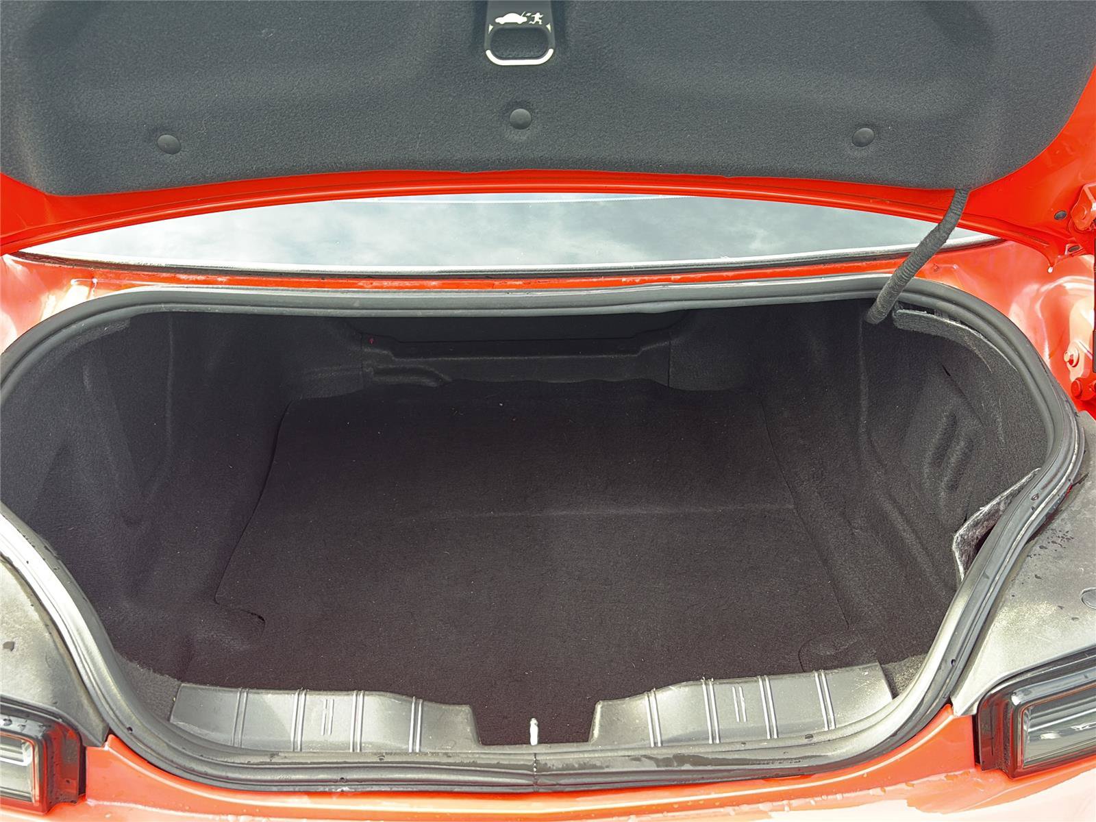 Used 2018 Chevrolet Camaro SS w/ Hot Wheels Edition RWD image 37