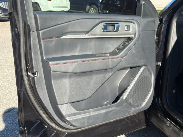 New 2026 Ford Explorer ST RWD image 12