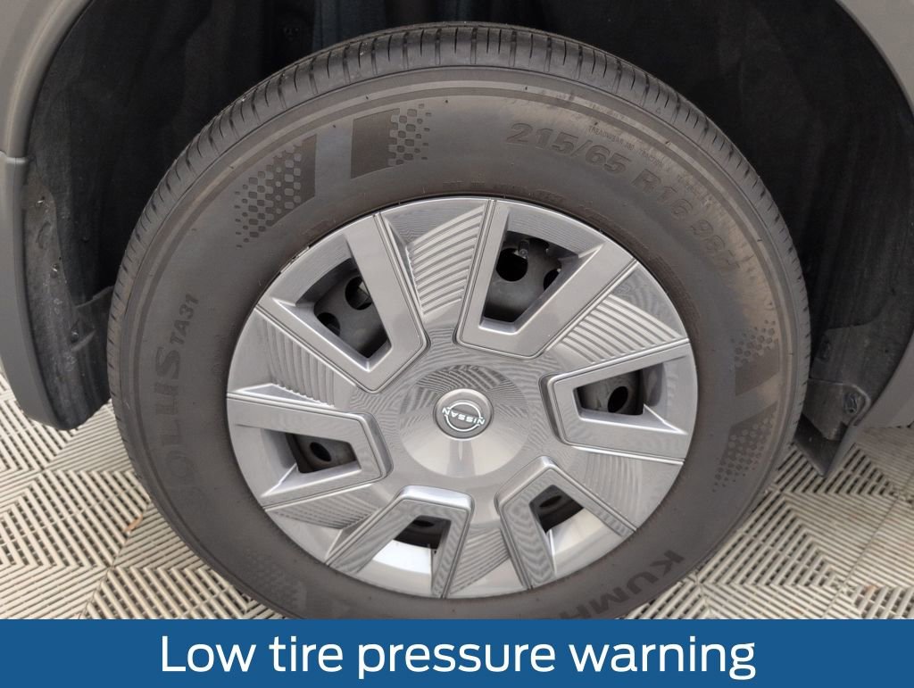 Used 2025 Nissan Kicks S image 21