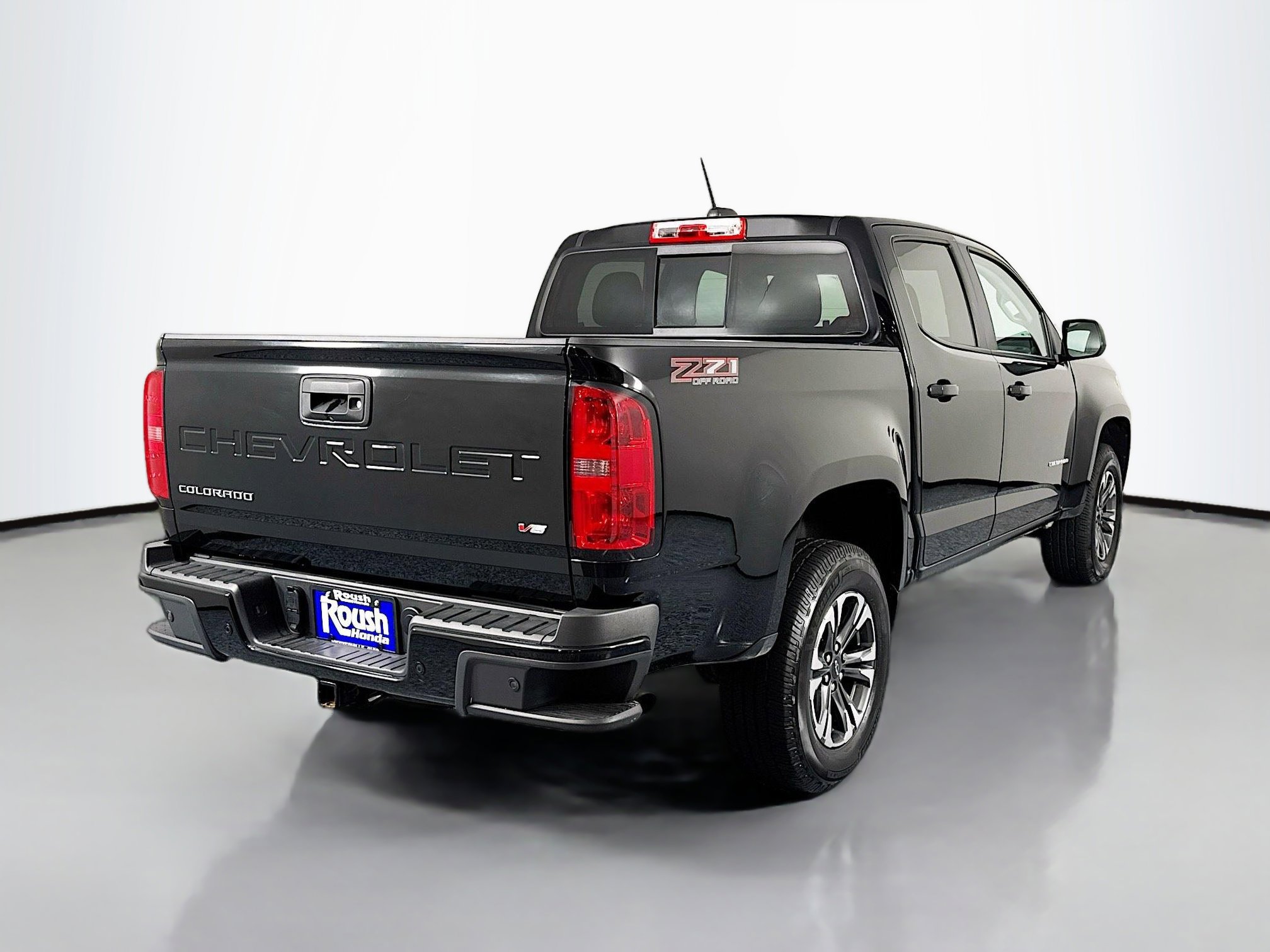 Used 2022 Chevrolet Colorado Z71 AWD/4WD image 5