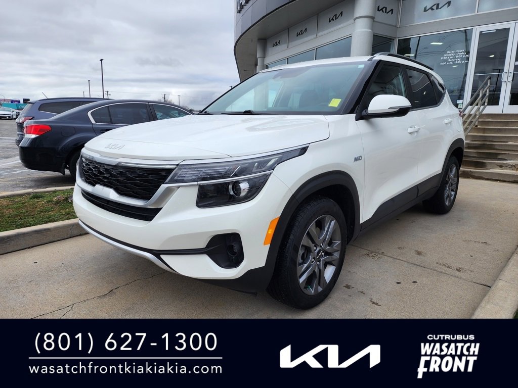 Certified 2023 Kia Seltos S image 1