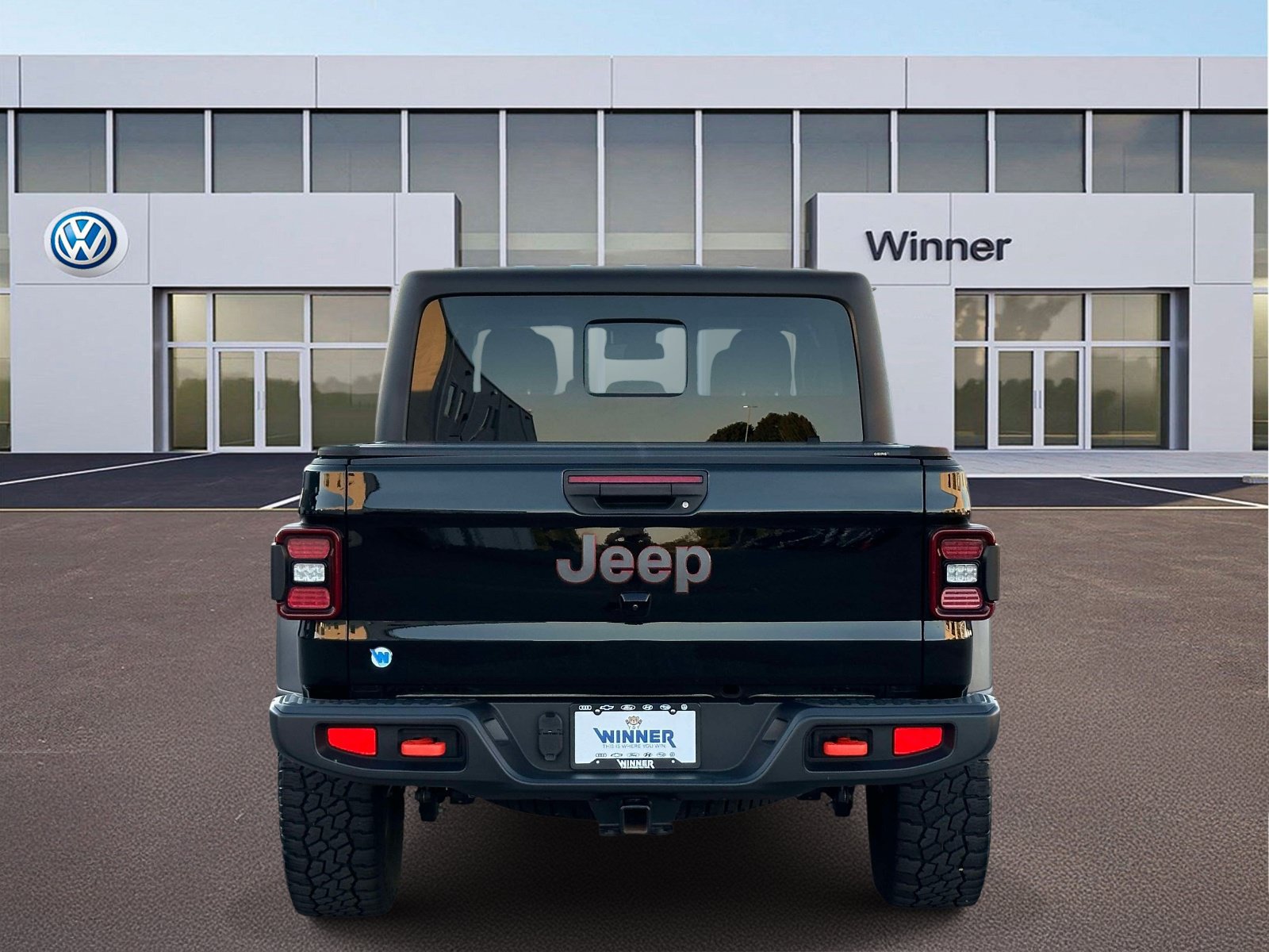 Used 2024 Jeep Gladiator Mojave AWD/4WD image 4