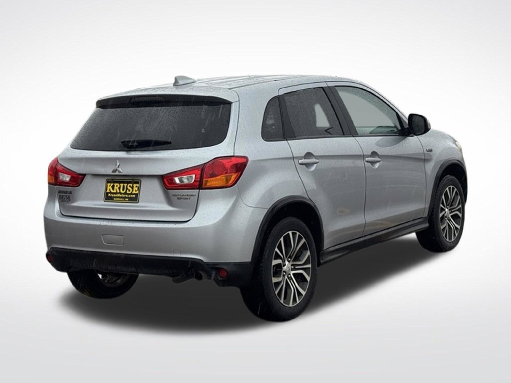 Used 2017 Mitsubishi Outlander Sport ES FWD image 3