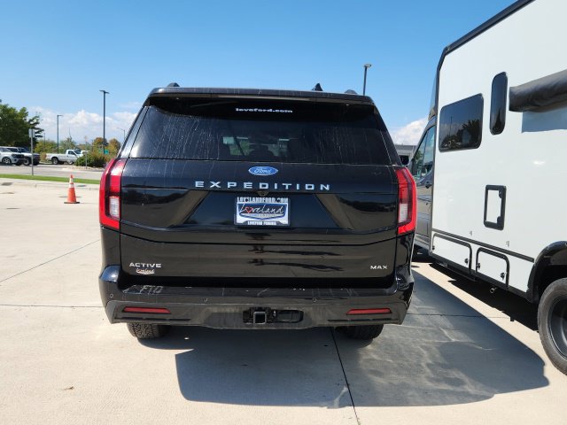 Used 2025 Ford Expedition Max Active AWD/4WD image 3