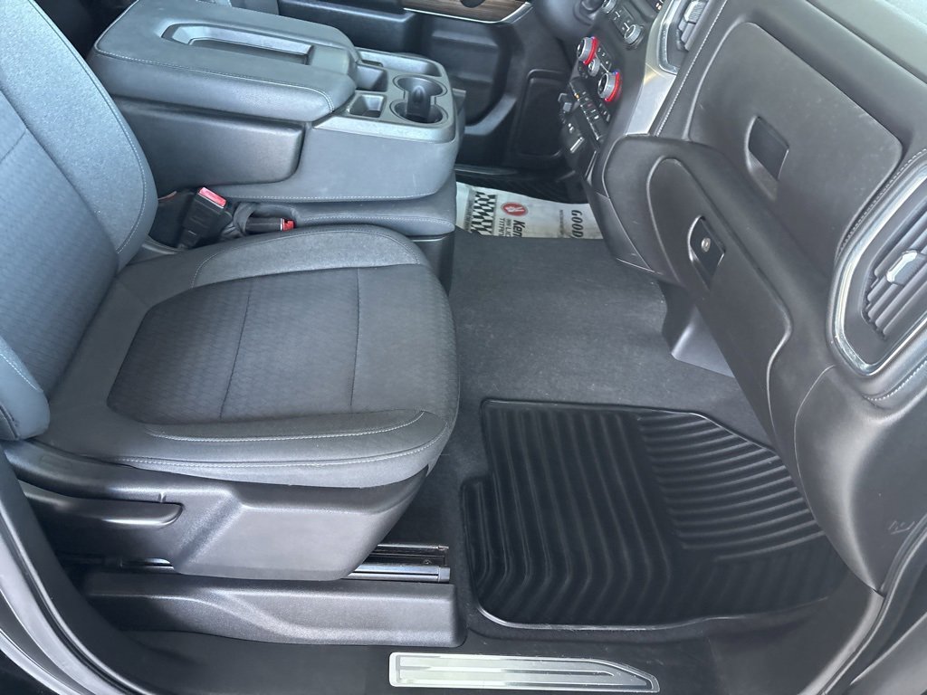 Used 2022 Chevrolet Silverado 1500 RST w/ LPO, Blackout Package image 30