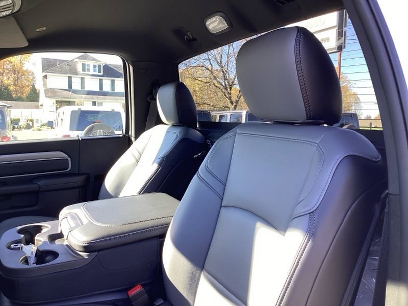 New 2026 RAM 5500 Tradesman w/ Chrome Appearance Group image 17