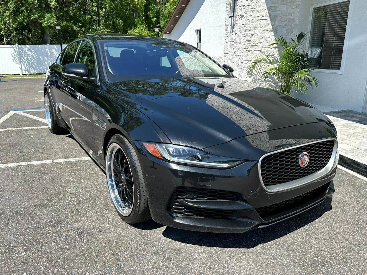Used 2020 Jaguar XE S image 21
