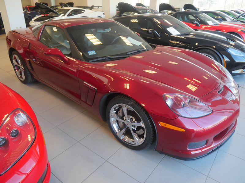 Used 2012 Chevrolet Corvette Grand Sport w/ 3LT Preferred Equipment Group image 1