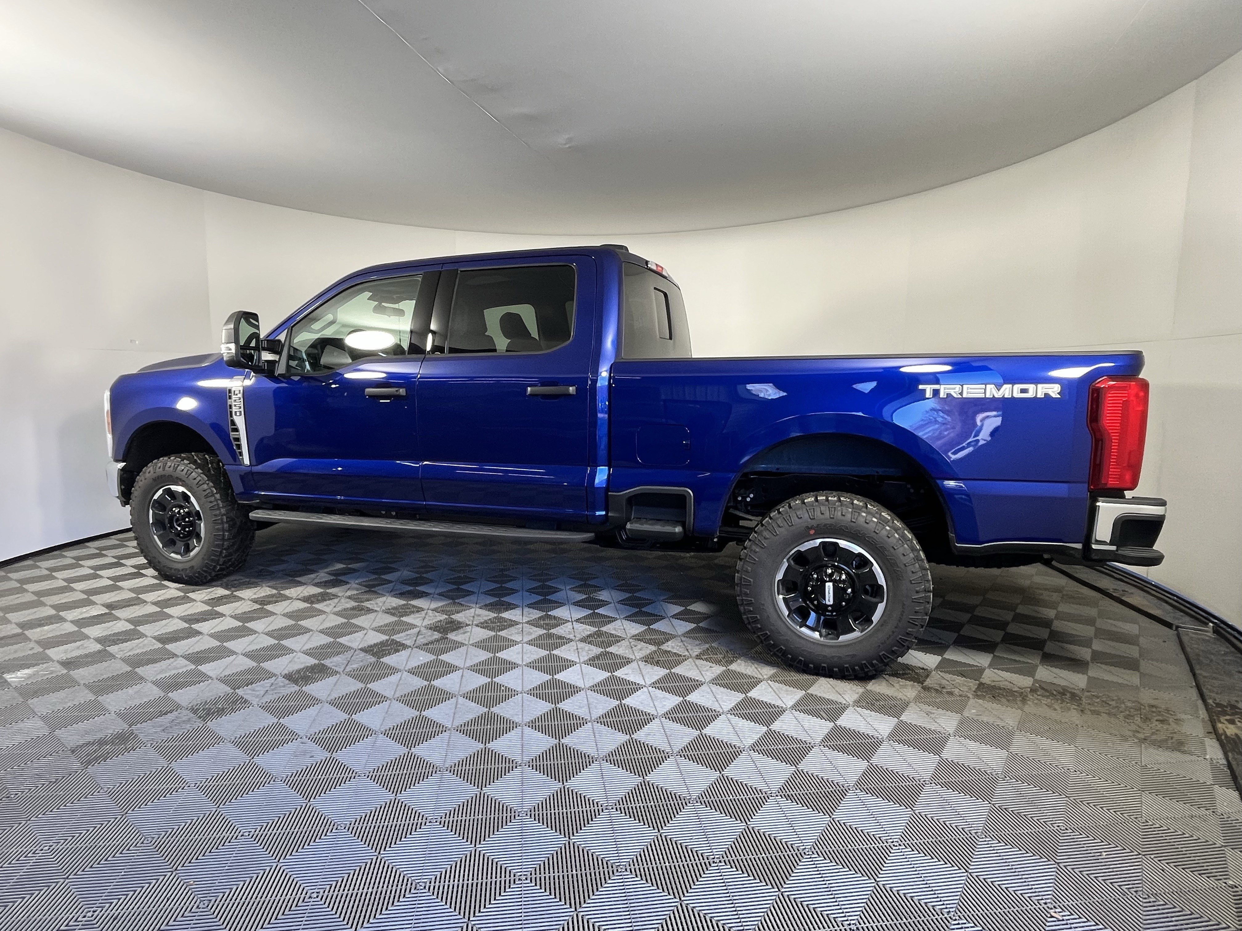 New 2026 Ford F250 XLT w/ Tremor Off-Road Package image 2