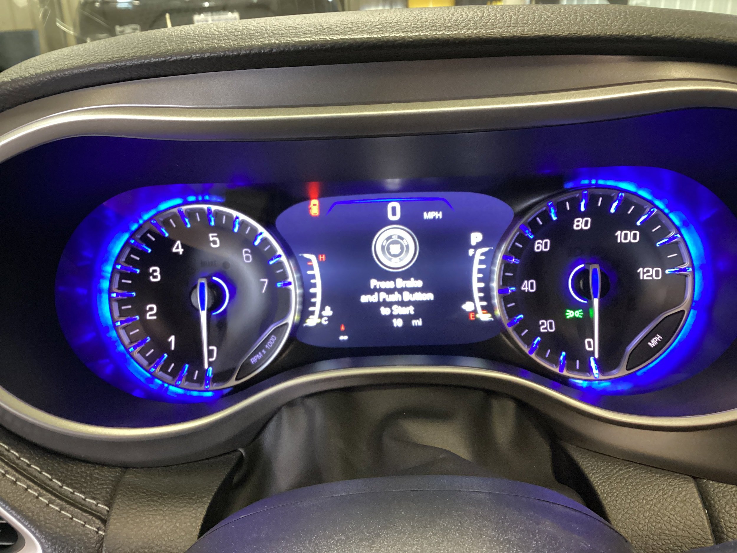 New 2026 Chrysler Pacifica Select FWD image 24