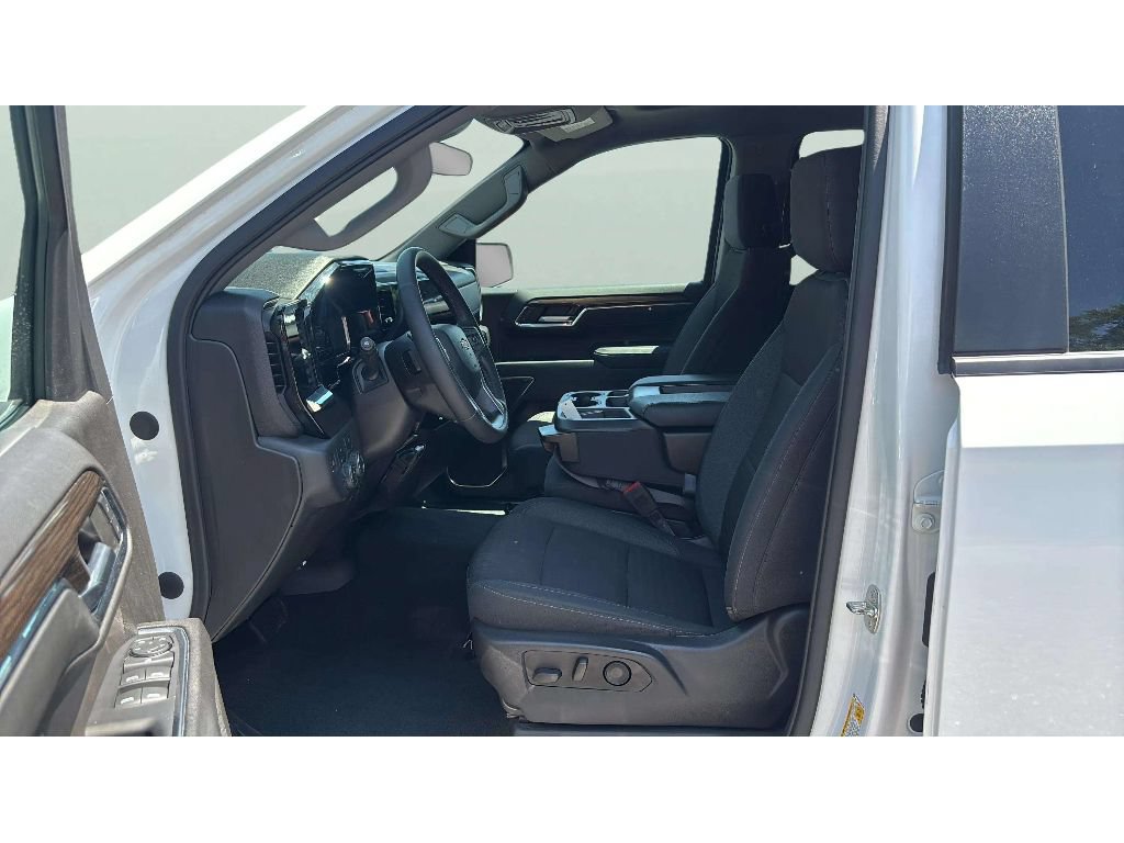 Used 2023 Chevrolet Silverado 1500 LT AWD/4WD image 10