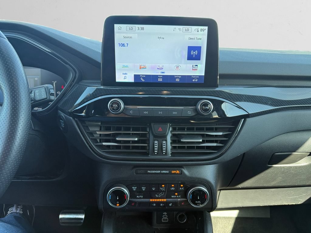 Certified 2024 Ford Escape ST-Line AWD/4WD image 17