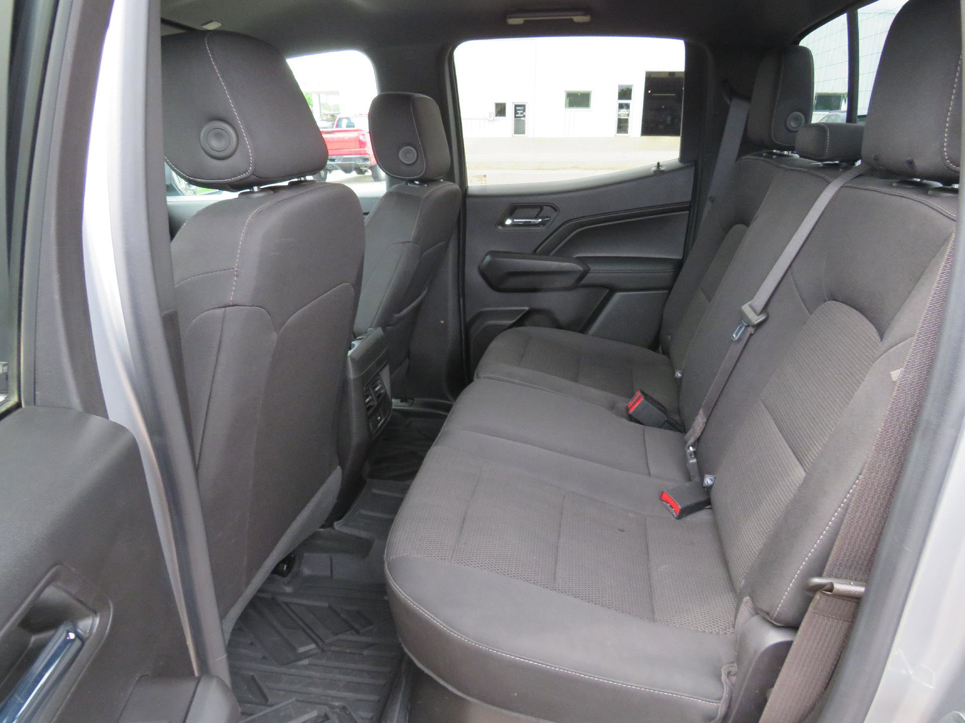 Used 2023 Chevrolet Colorado LT w/ LT Convenience Package II image 7