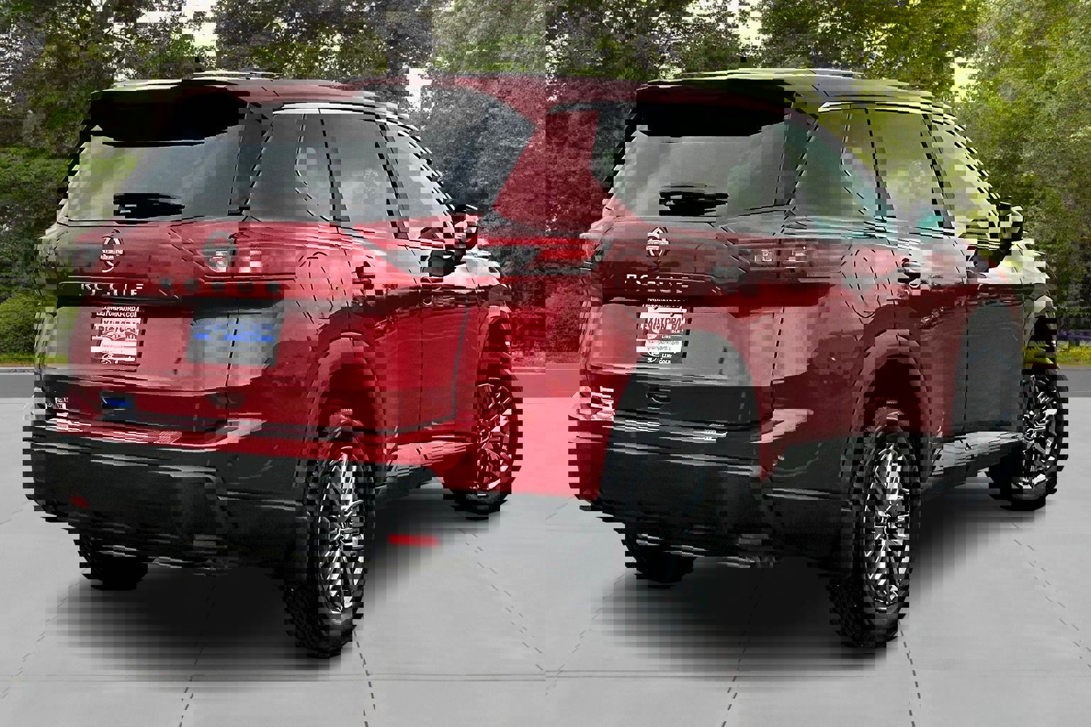 Used 2024 Nissan Rogue S image 5