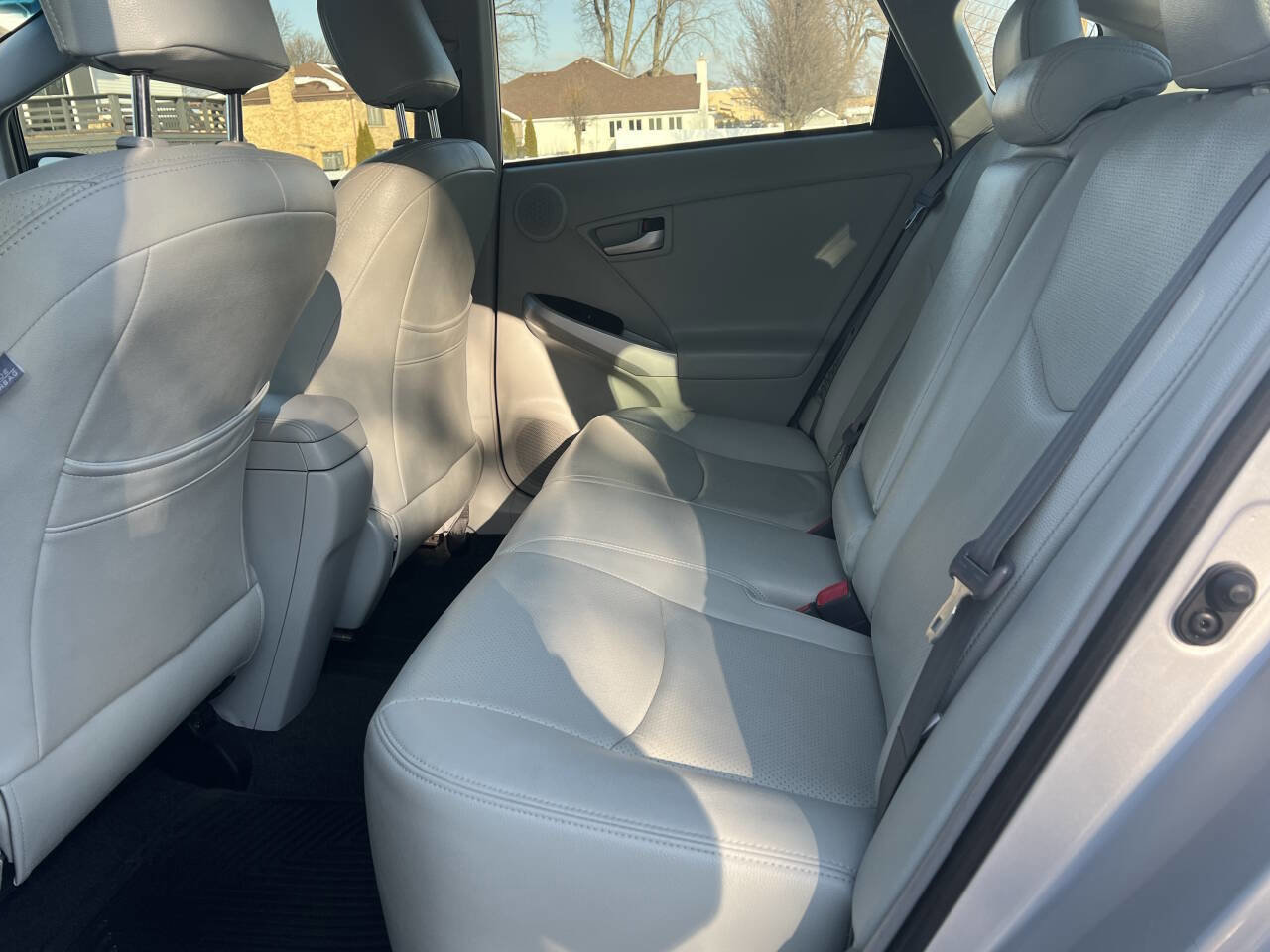 Used 2015 Toyota Prius Four w/ Deluxe Solar Roof Package image 22