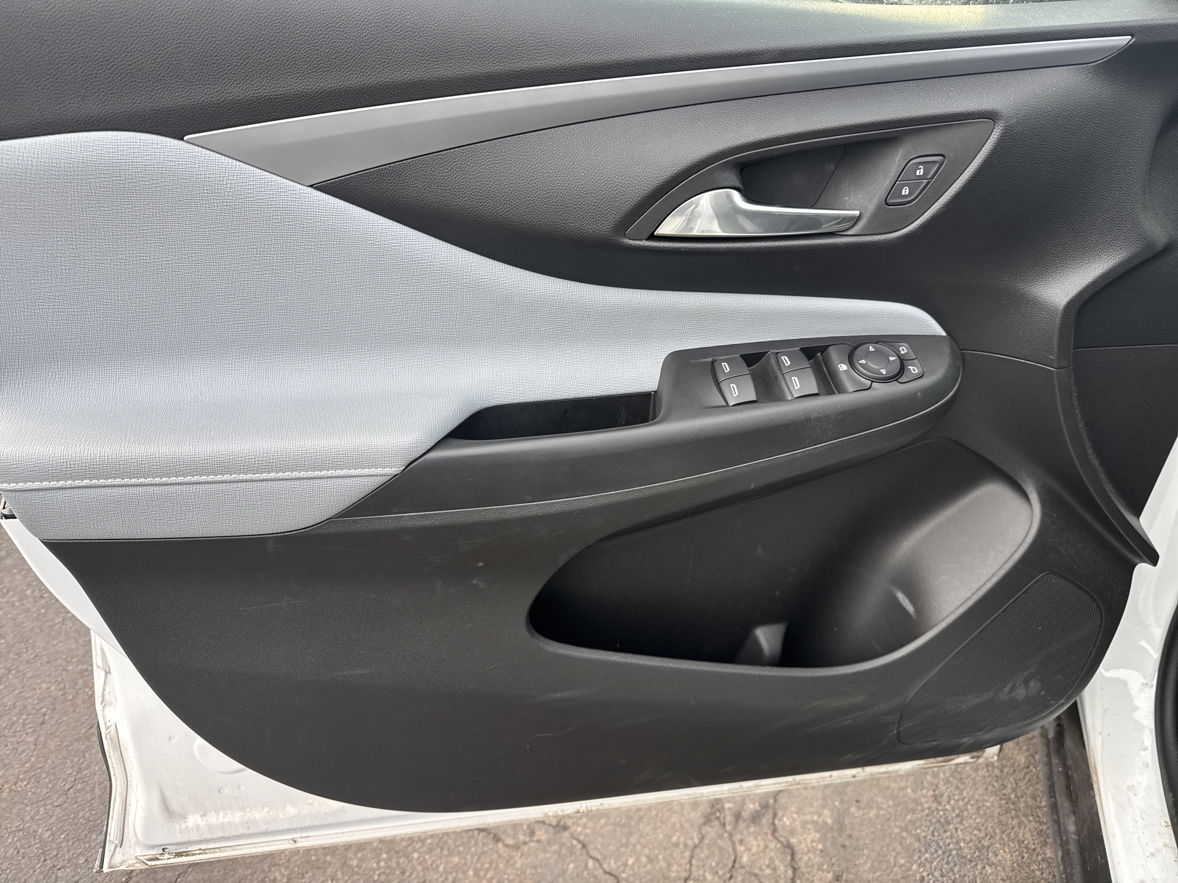 Used 2024 Buick Envista Preferred w/ Advanced Safety Package image 15