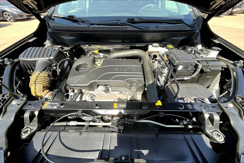 Used 2023 GMC Terrain SLT image 12