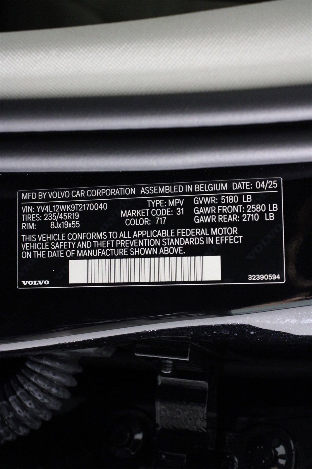 New 2026 Volvo V60 B5 Cross Country Plus w/ Climate Package image 17