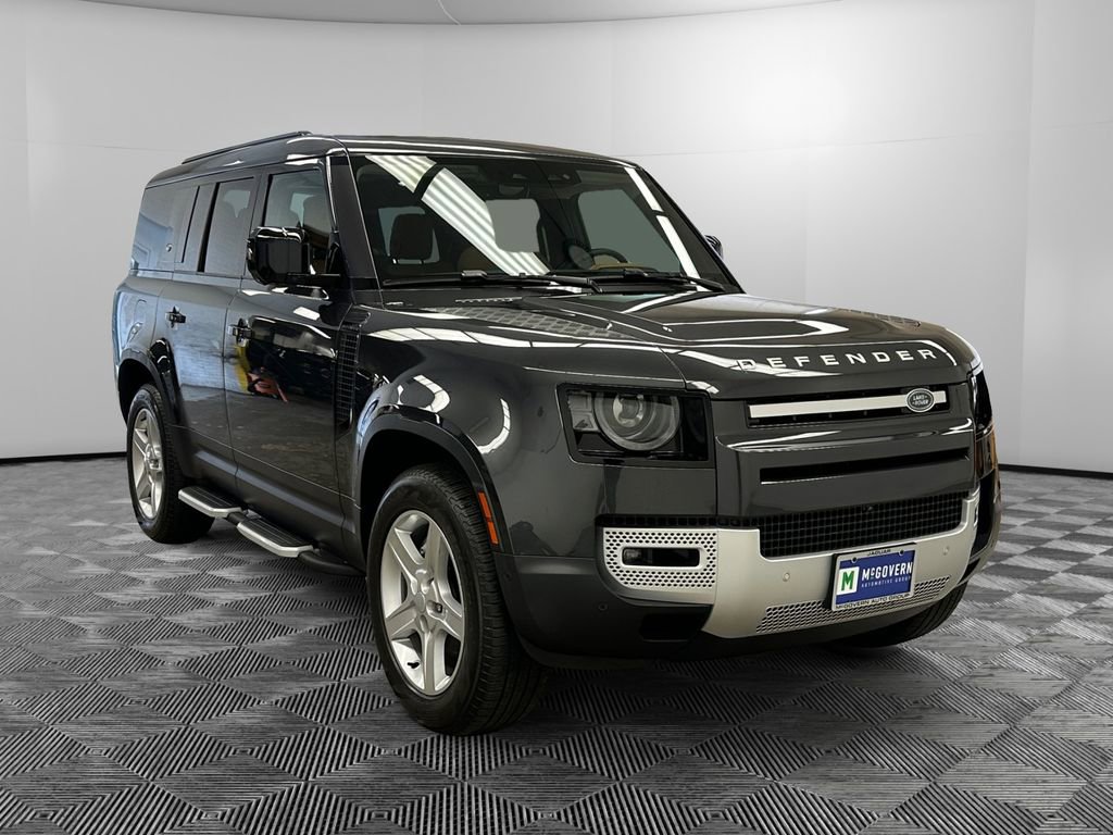 Used 2023 Land Rover Defender 130 SE image 7