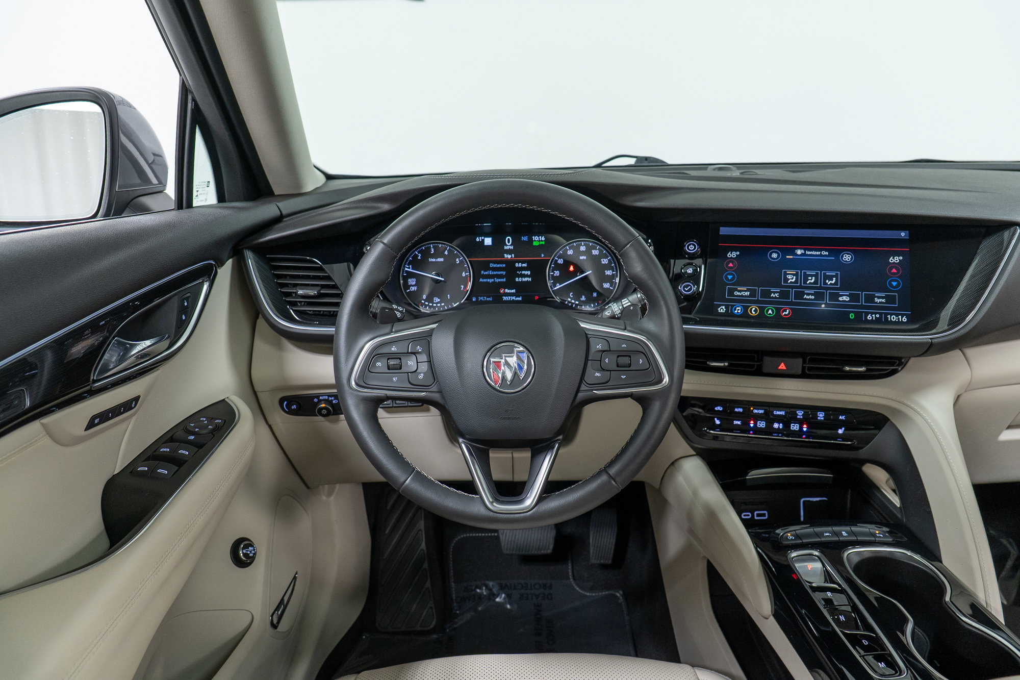 Used 2021 Buick Envision Essence w/ Technology Package I image 18