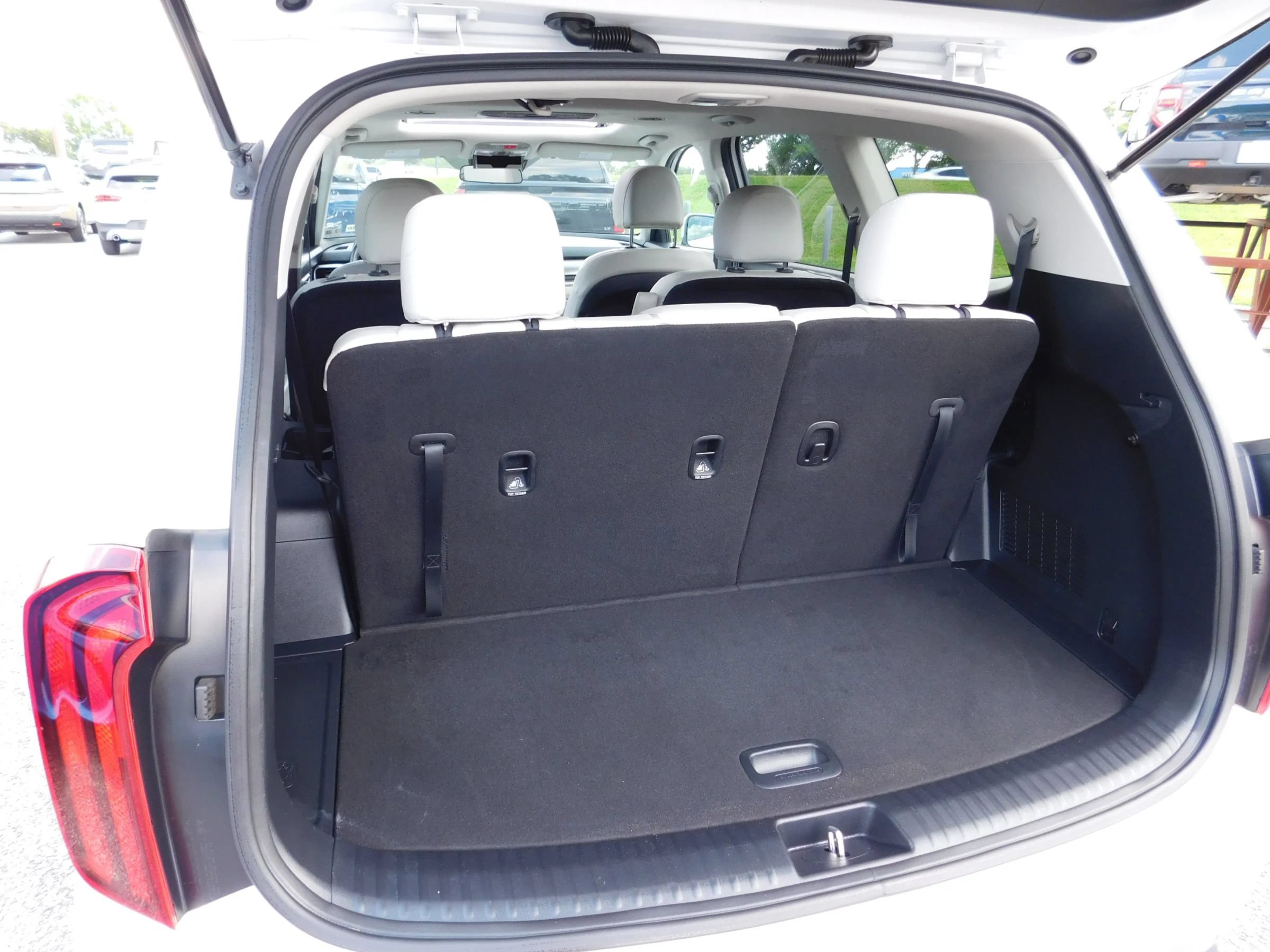 Used 2023 Kia Telluride S w/ S Sunroof Package AWD/4WD image 9