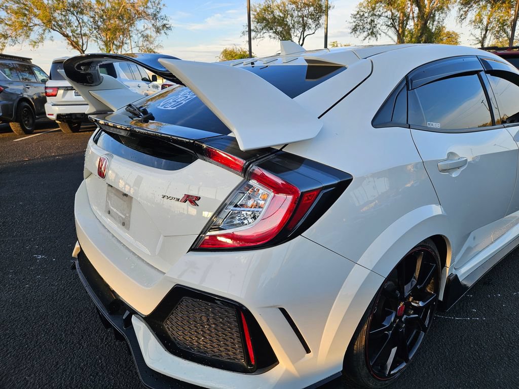 Used 2018 Honda Civic Type R image 5