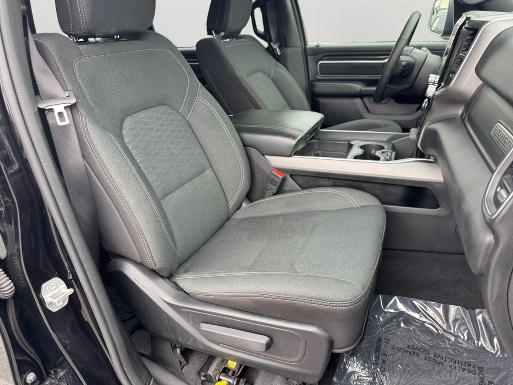 Used 2025 RAM 1500 Big Horn AWD/4WD image 8