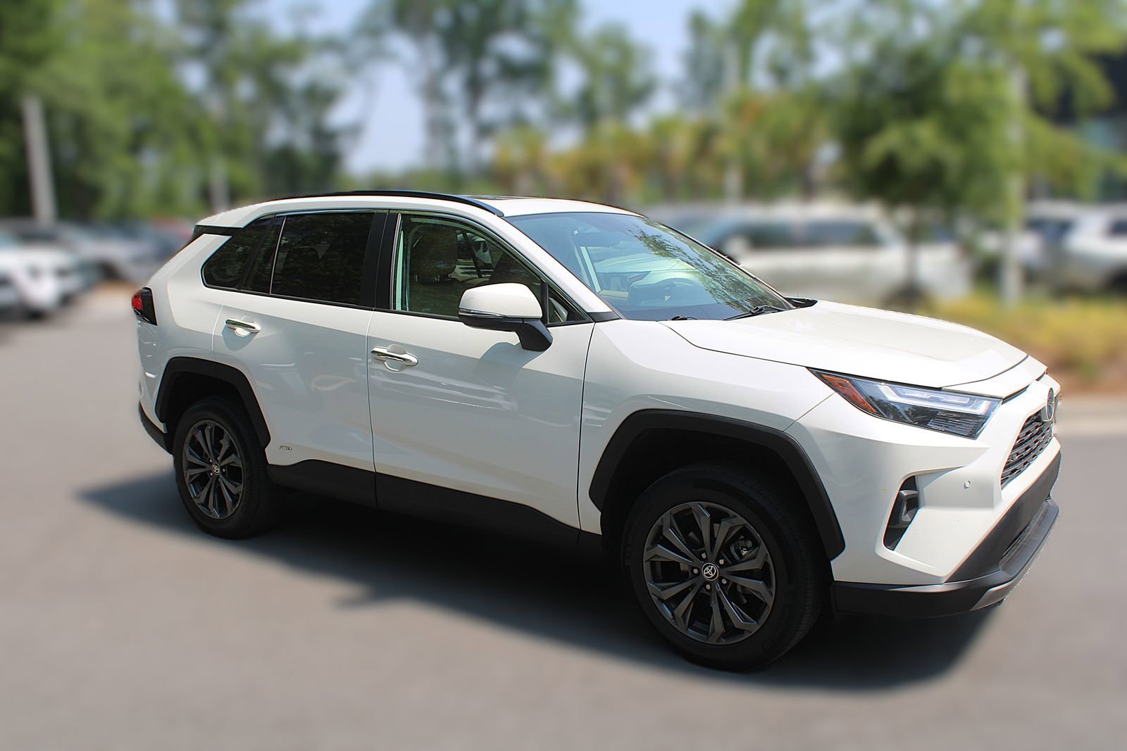 Used 2022 Toyota RAV4 Limited AWD/4WD image 15