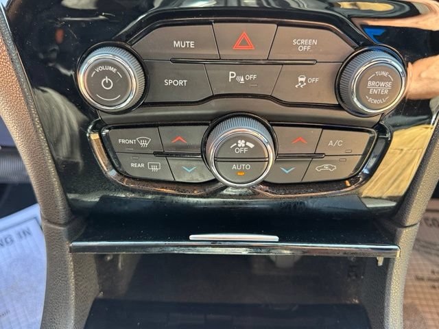 Certified 2023 Chrysler 300 S w/ Comfort Group RWD image 18