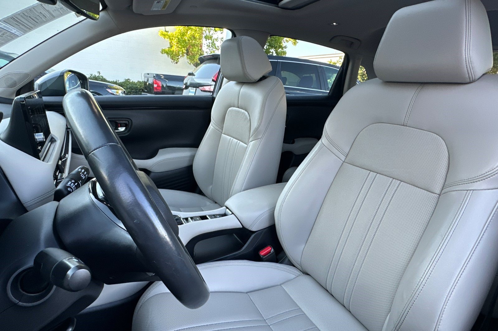 Certified 2024 Honda HR-V EX-L image 28