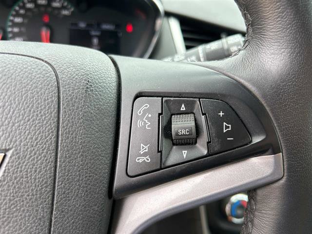 Certified 2022 Chevrolet Trax LT w/ LT Convenience Package image 30