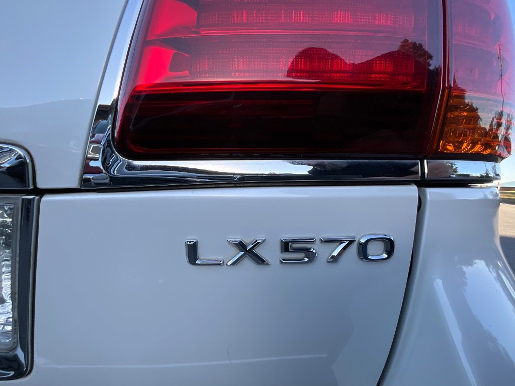 Used 2010 Lexus LX 570 200 SERIES image 47