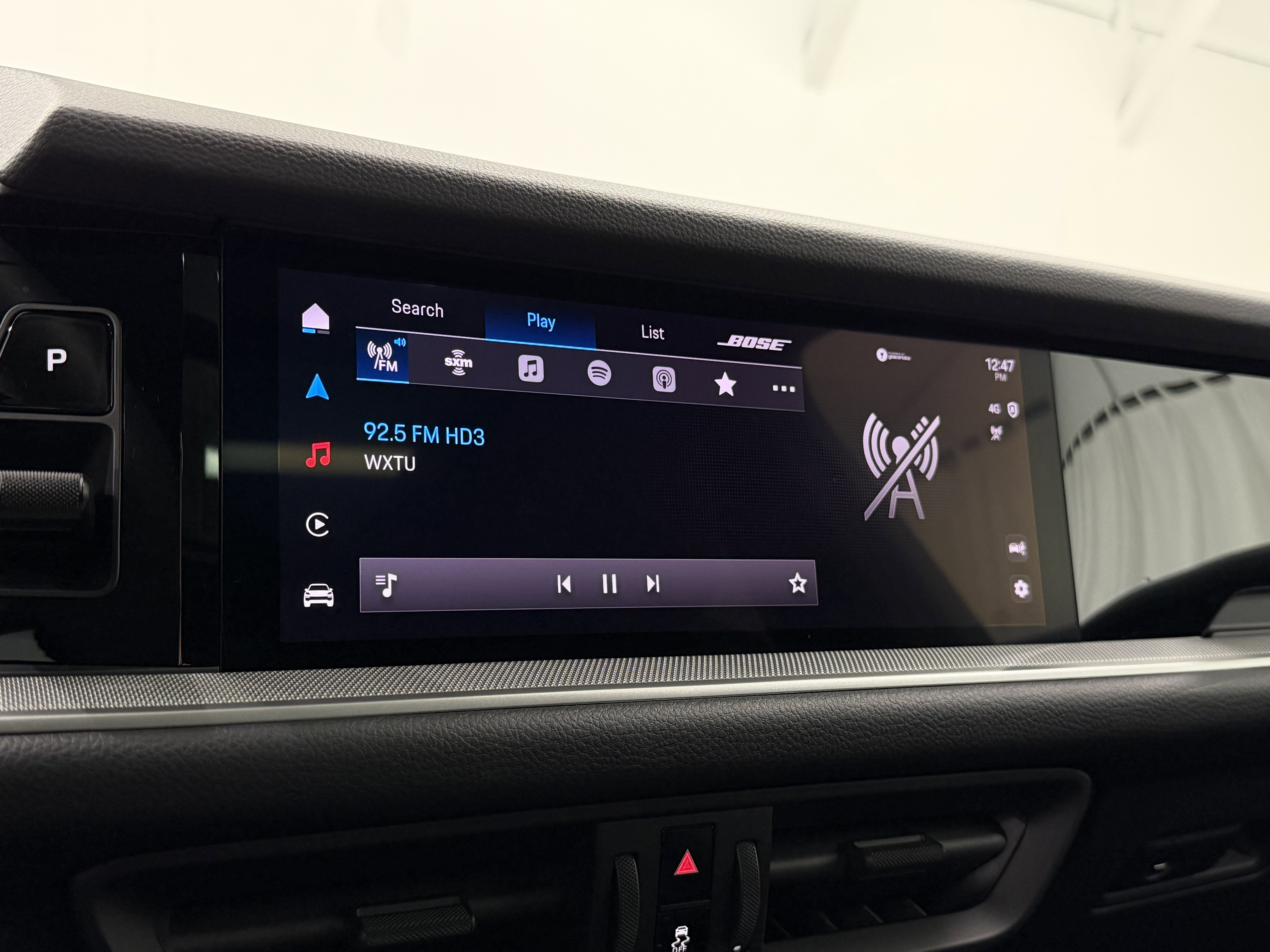 Certified 2025 Porsche Cayenne image 40