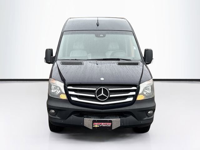 Used 2015 Mercedes-Benz Sprinter 2500 image 4